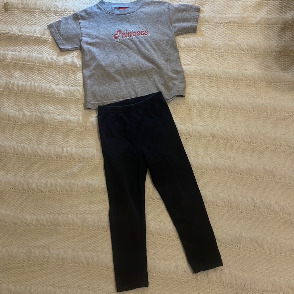 Y2K Princess embellished glitter snowflake T-shirt & black leggings girls size 5